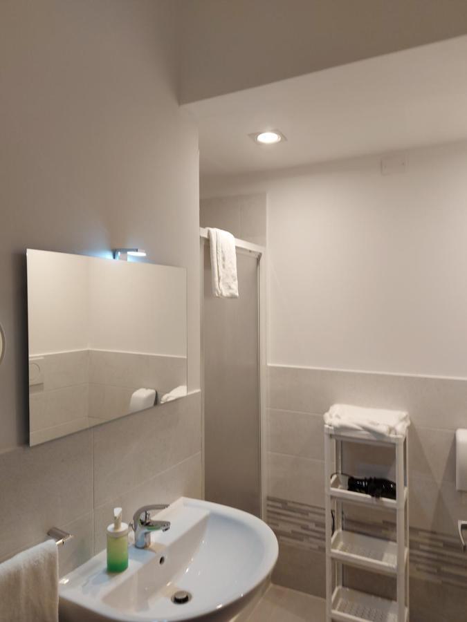 Fare Bnb - Room Del Parco 레조넬에밀리아 외부 사진