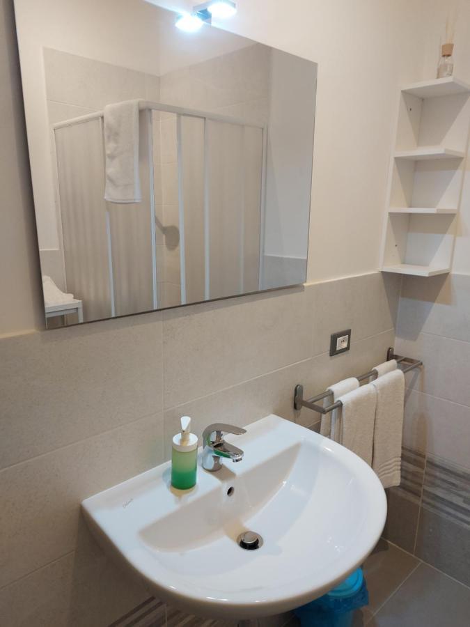Fare Bnb - Room Del Parco 레조넬에밀리아 외부 사진